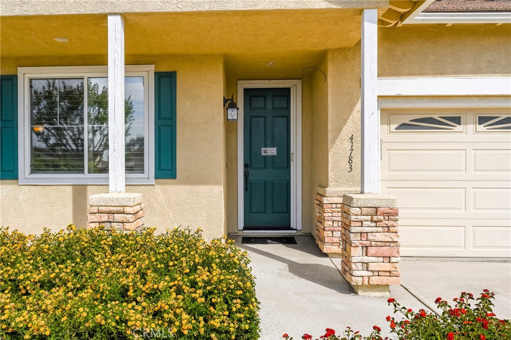 41783 Niblick Property Photo 5