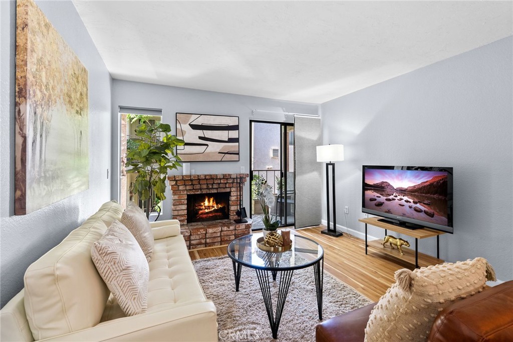 2960 Broadway 3 Property Photo 2