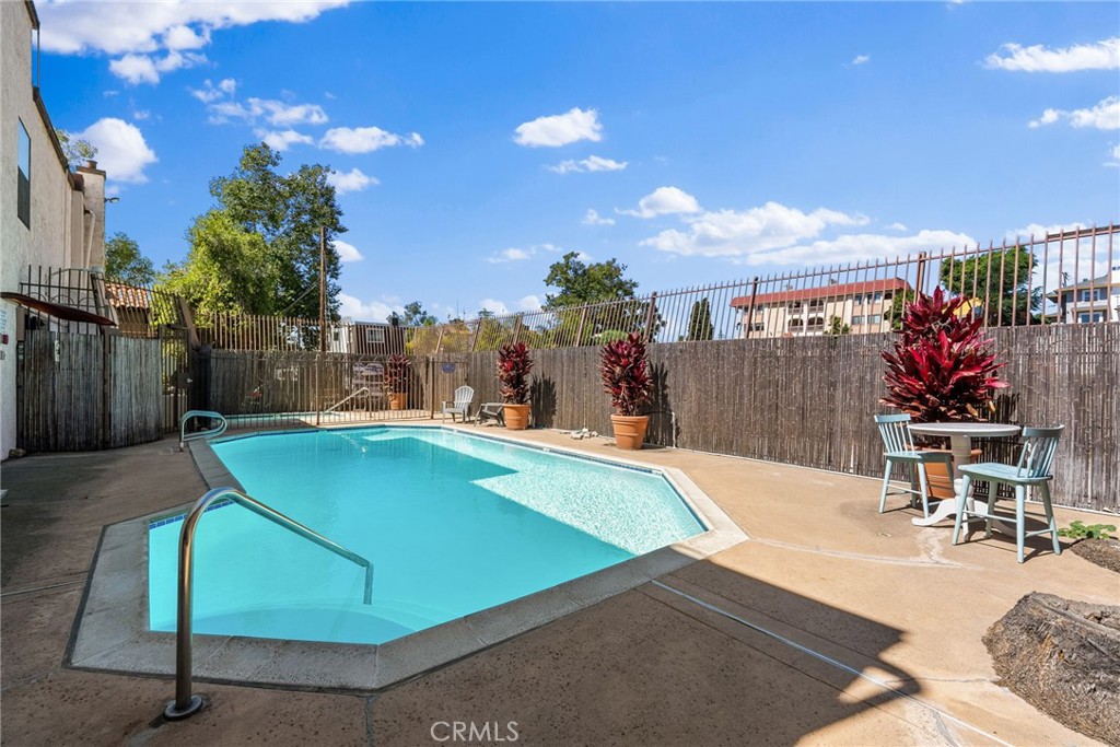 2960 Broadway 3 Property Photo 17