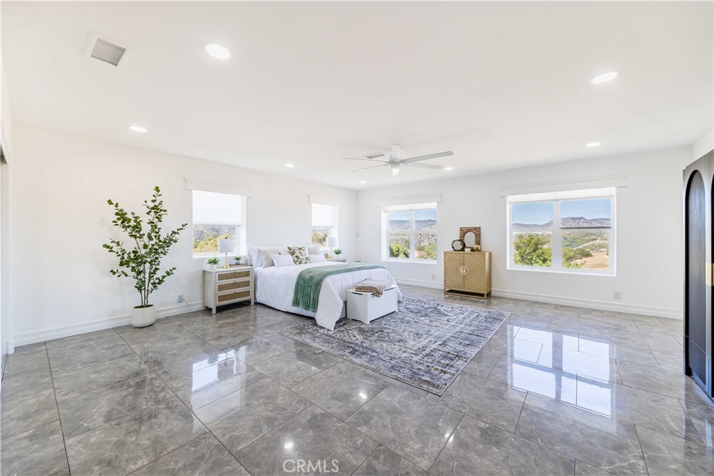 22252 Monte Rancho Dr Property Photo 42
