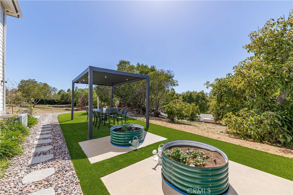 22252 Monte Rancho Dr Property Photo 58