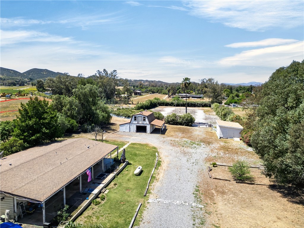 33255 Zeiders Property Photo 6