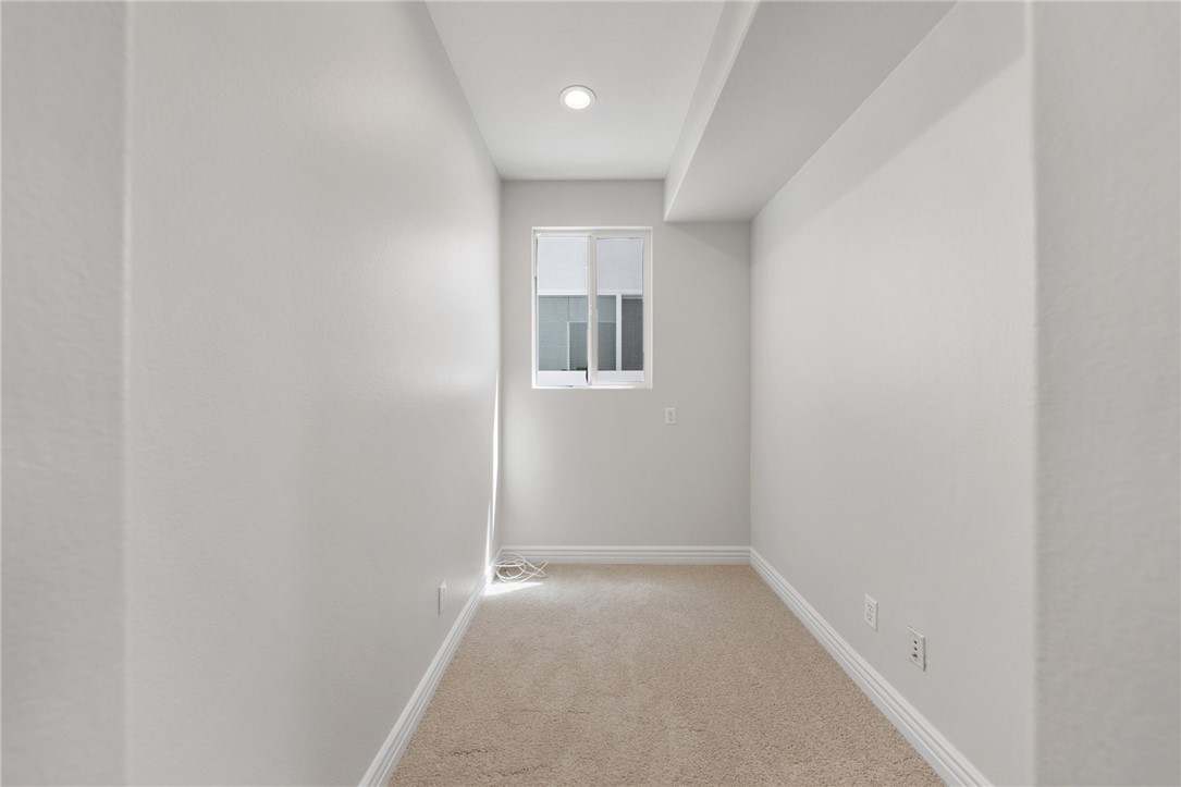 40125 Balboa Drive Property Photo 13
