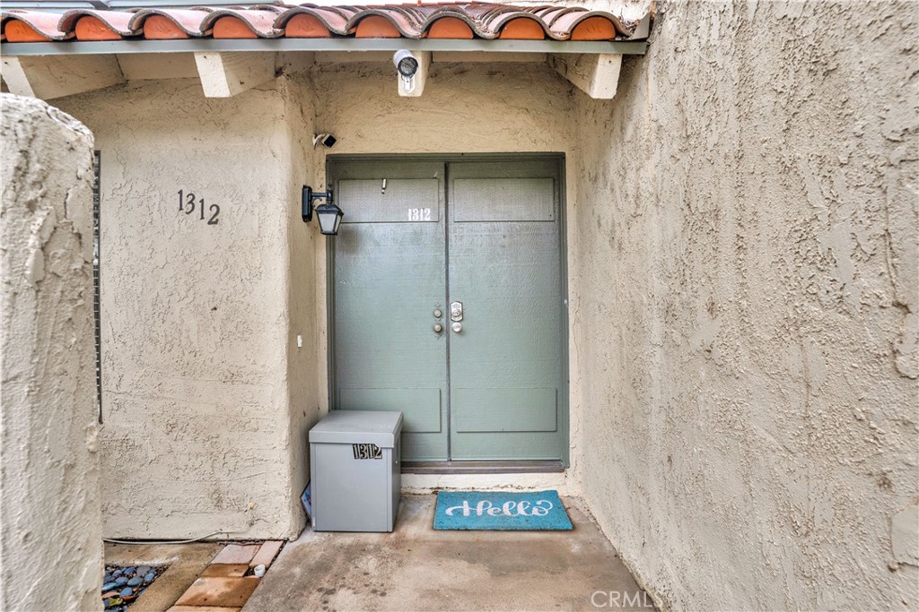 1312 Camelot Property Photo 4
