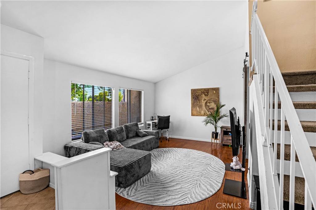 1312 Camelot Property Photo 6