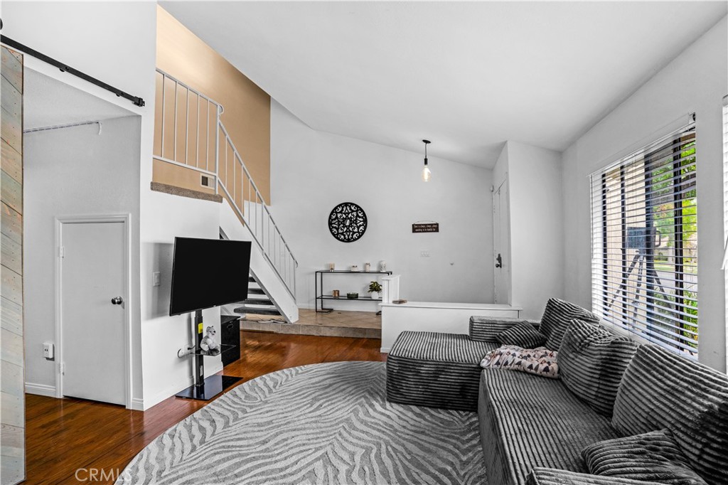 1312 Camelot Property Photo 7