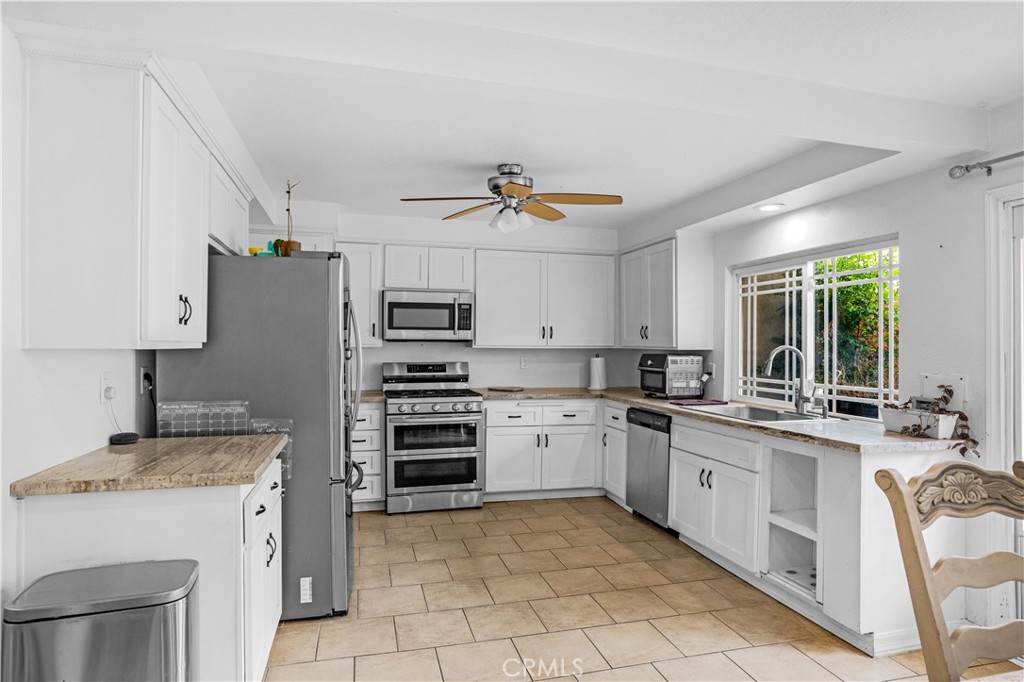 1312 Camelot Property Photo 13