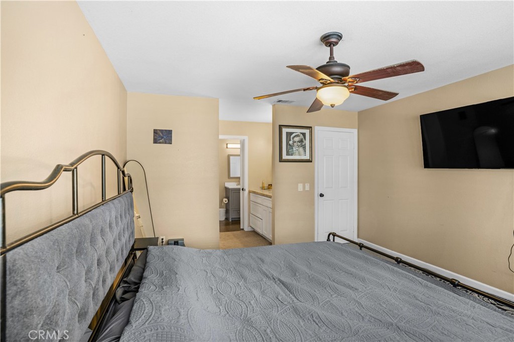 1312 Camelot Property Photo 23