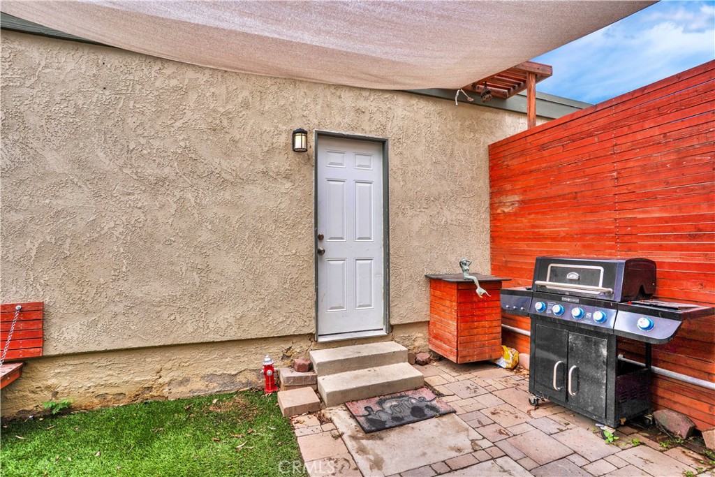 1312 Camelot Property Photo 28