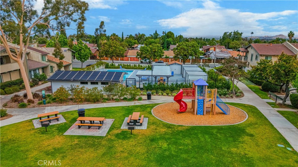 1312 Camelot Property Photo 40