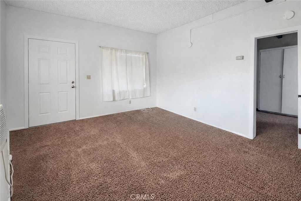 6450 Athol Property Photo 14