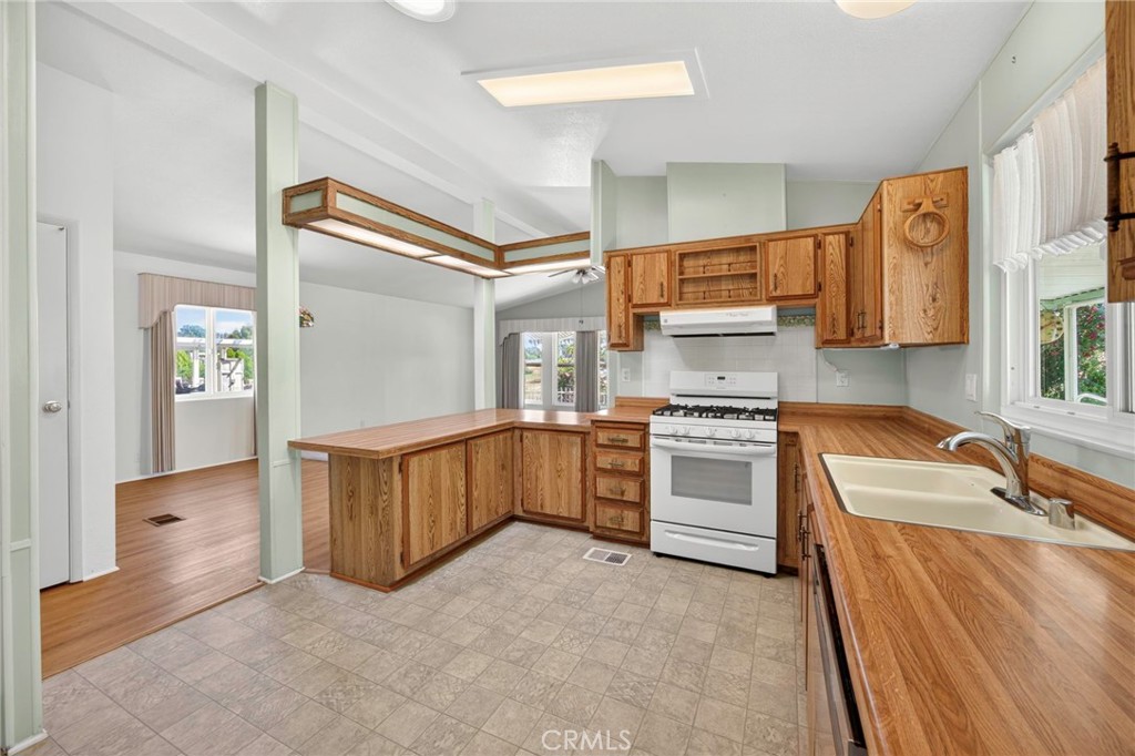 1660 Brentwood Property Photo 16