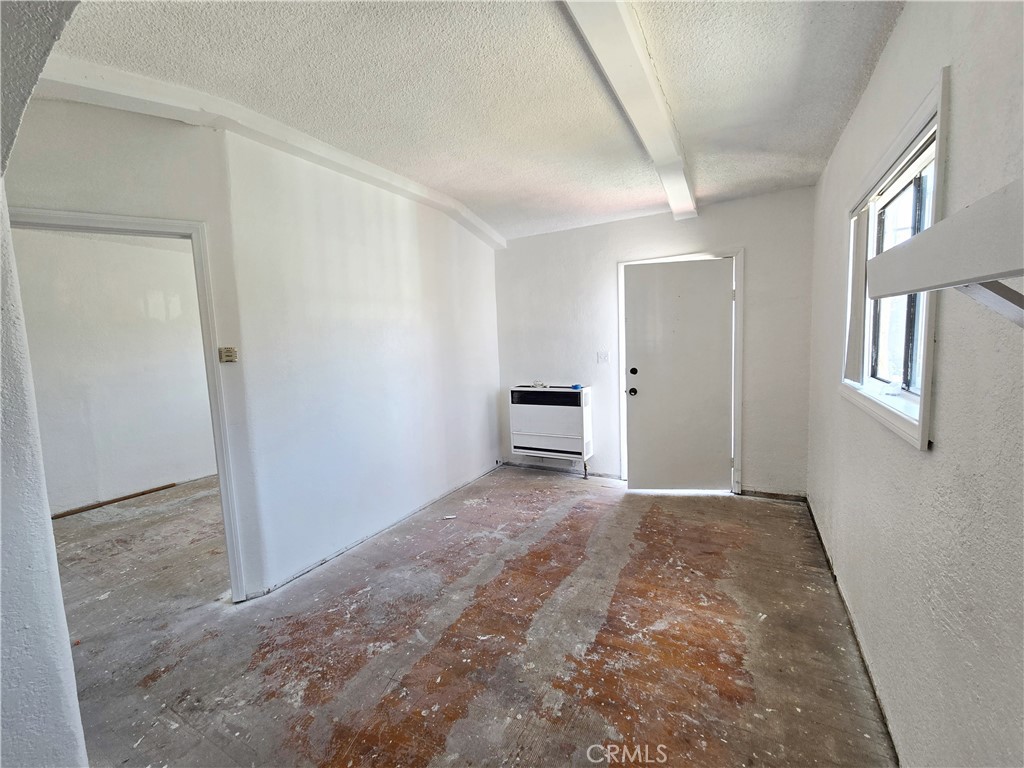 1914 Locust Property Photo 17