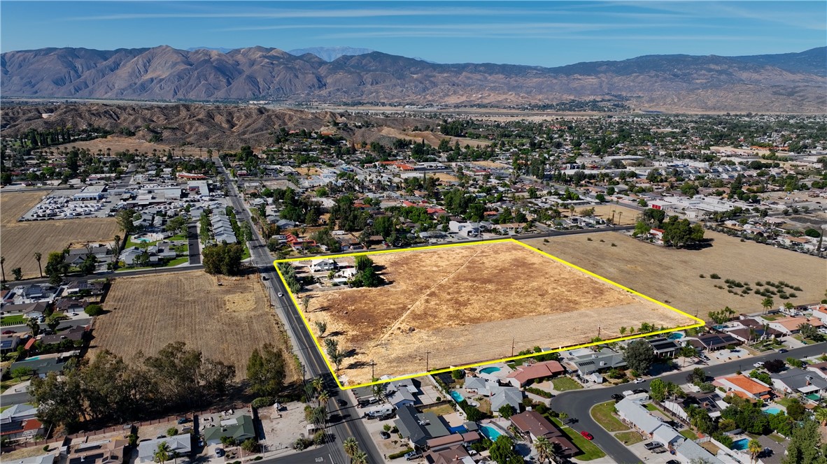 41531 Acacia Property Photo 5