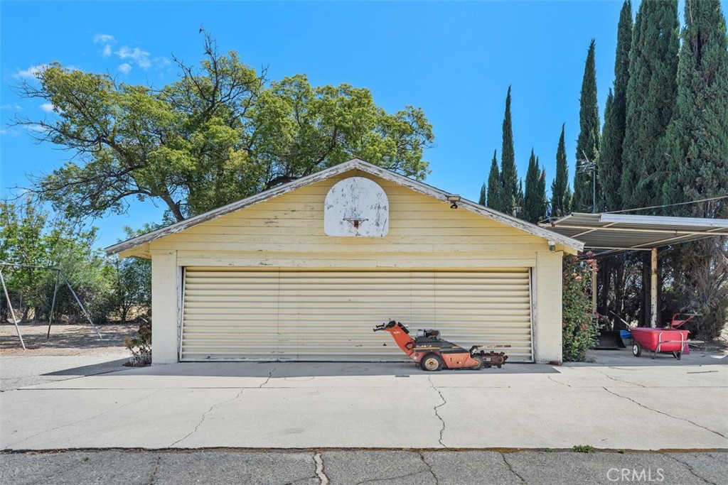 41531 Acacia Property Photo 10