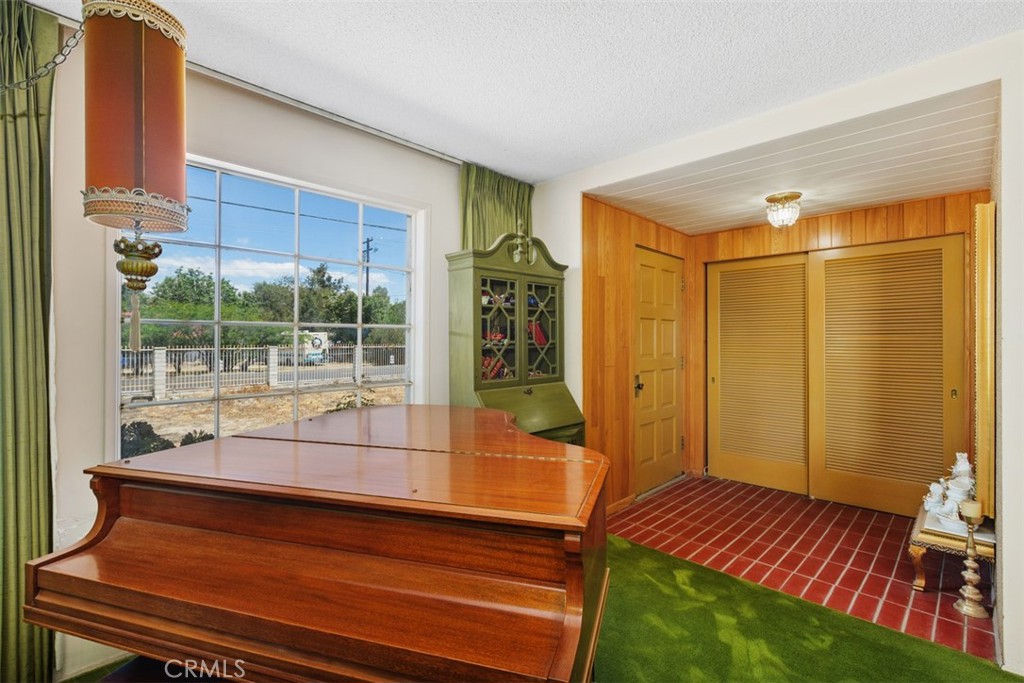41531 Acacia Property Photo 17