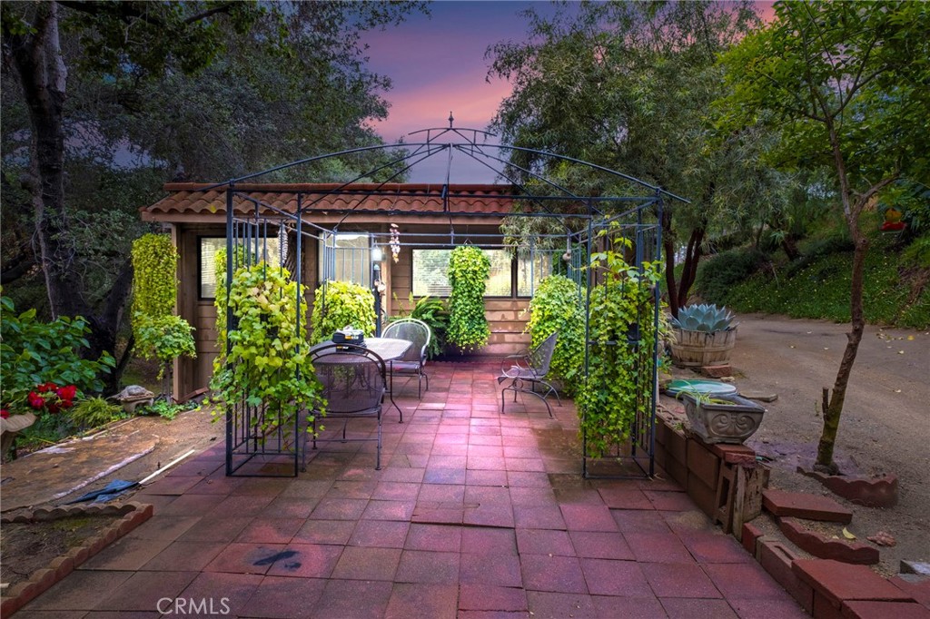 42185 Oak Canyon Property Photo 1