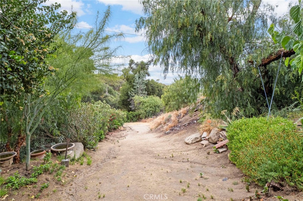 42185 Oak Canyon Property Photo 4