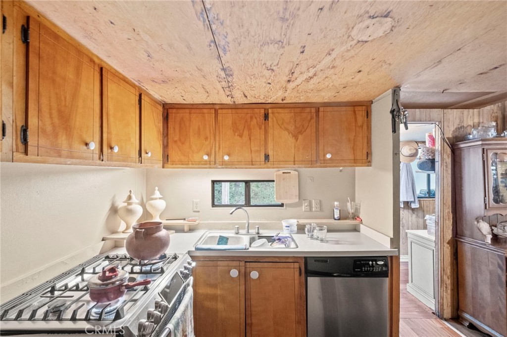 42185 Oak Canyon Property Photo 13