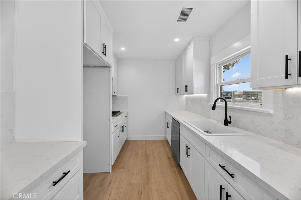 791 Sixth St Property Photo 24