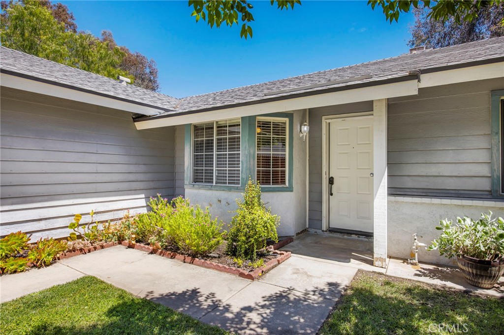 42950 Virgo Court Property Photo 6