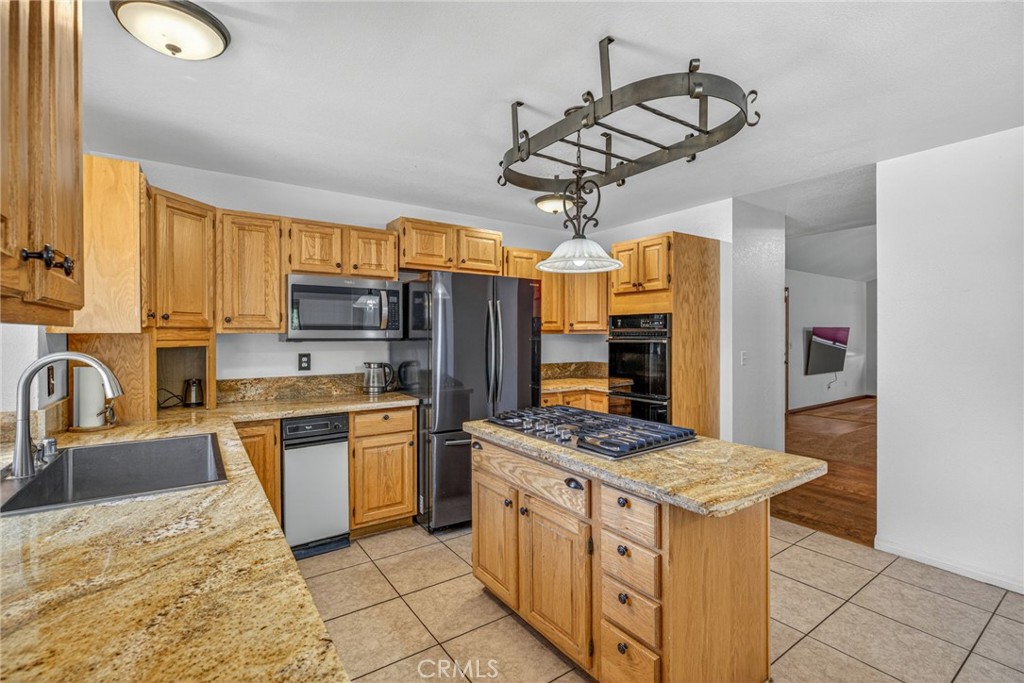 39900 Lakeview Property Photo 12