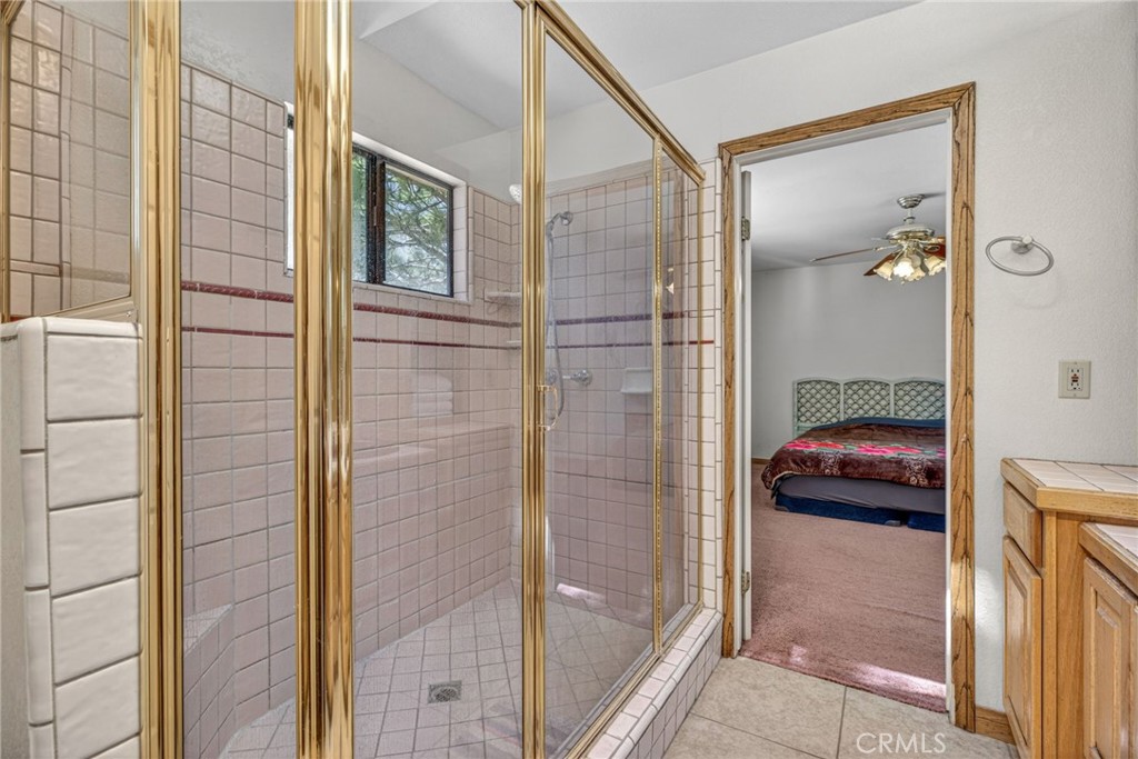 39900 Lakeview Property Photo 33