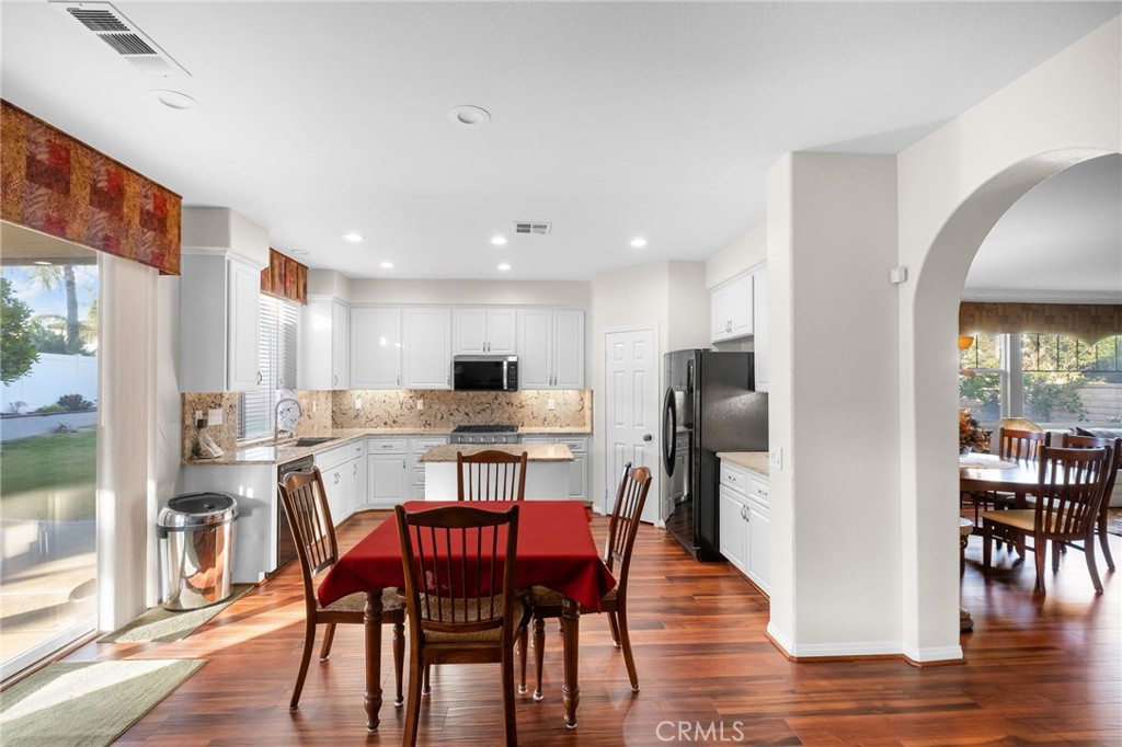 42115 Sagewood Property Photo 15