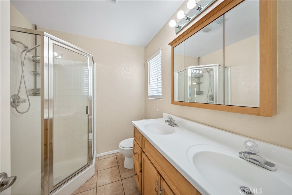 43970 Moonlighting Drive Property Photo 8