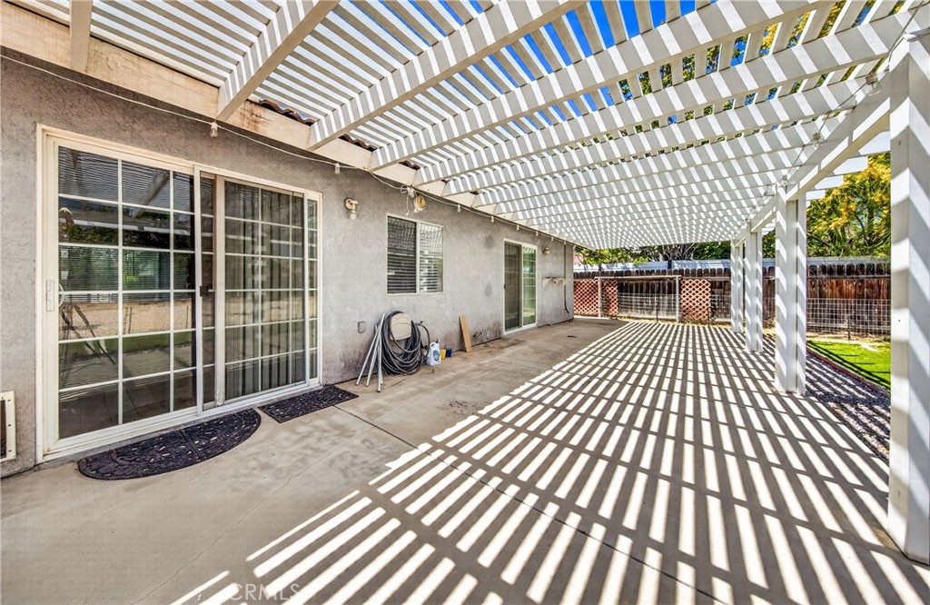 43970 Moonlighting Drive Property Photo 15