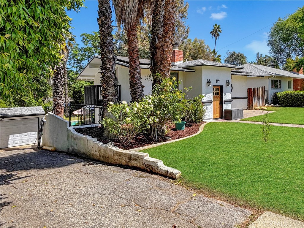 19 Sherril Property Photo 2