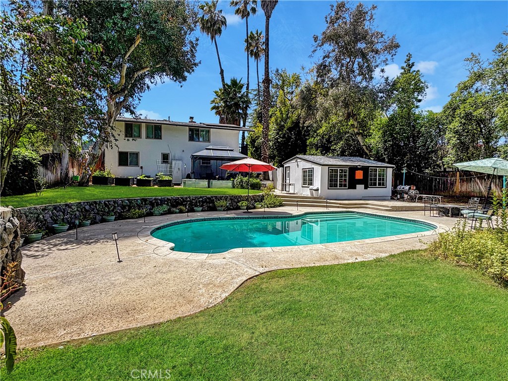19 Sherril Property Photo 17