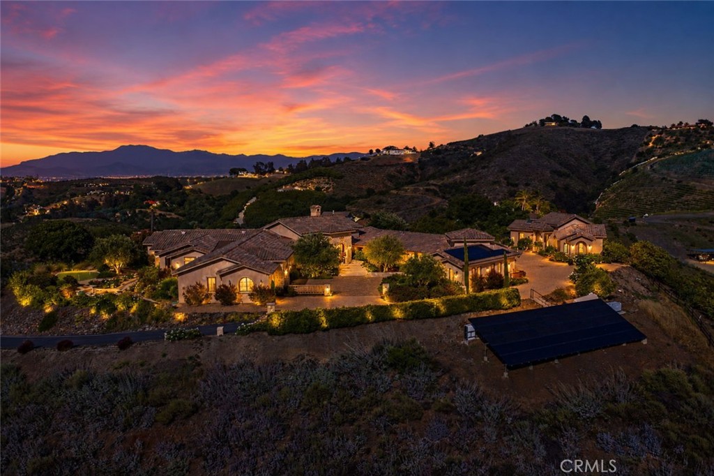 27050 Via Vanessa Property Photo 6