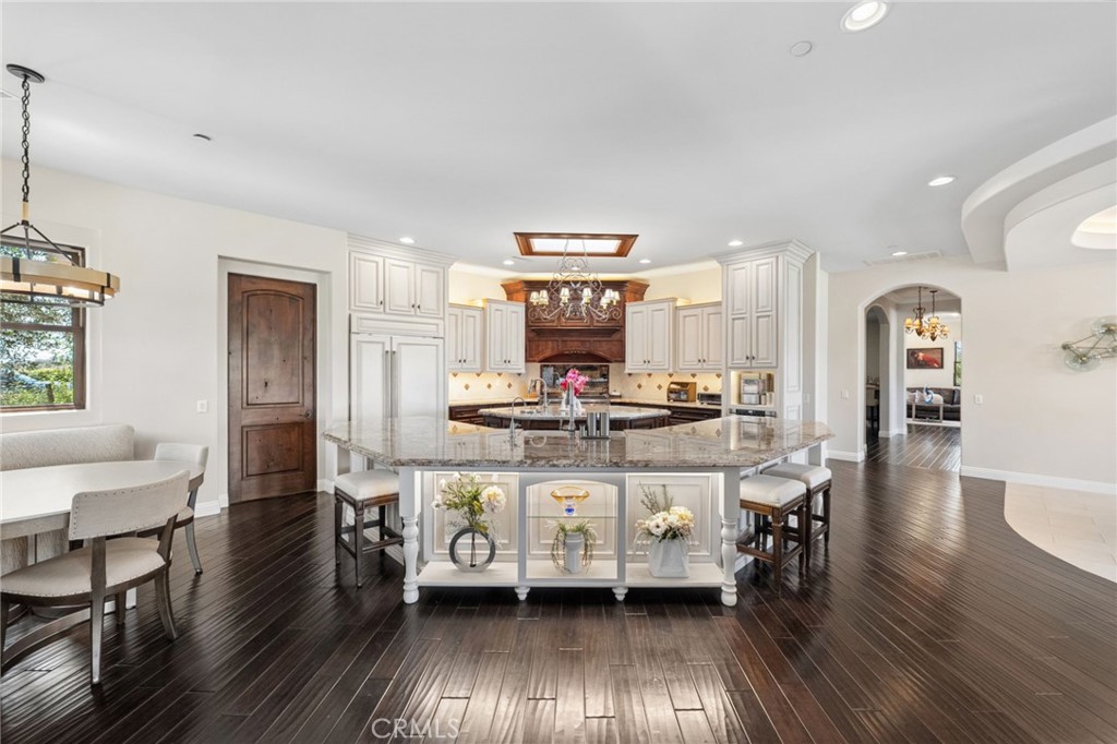 27050 Via Vanessa Property Photo 11