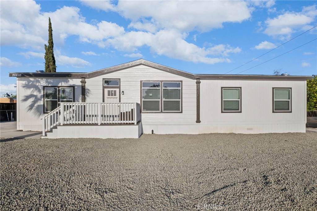 26610 Franklin Avenue Property Photo 4