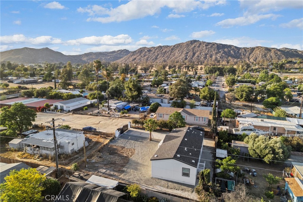 26610 Franklin Avenue Property Photo 33