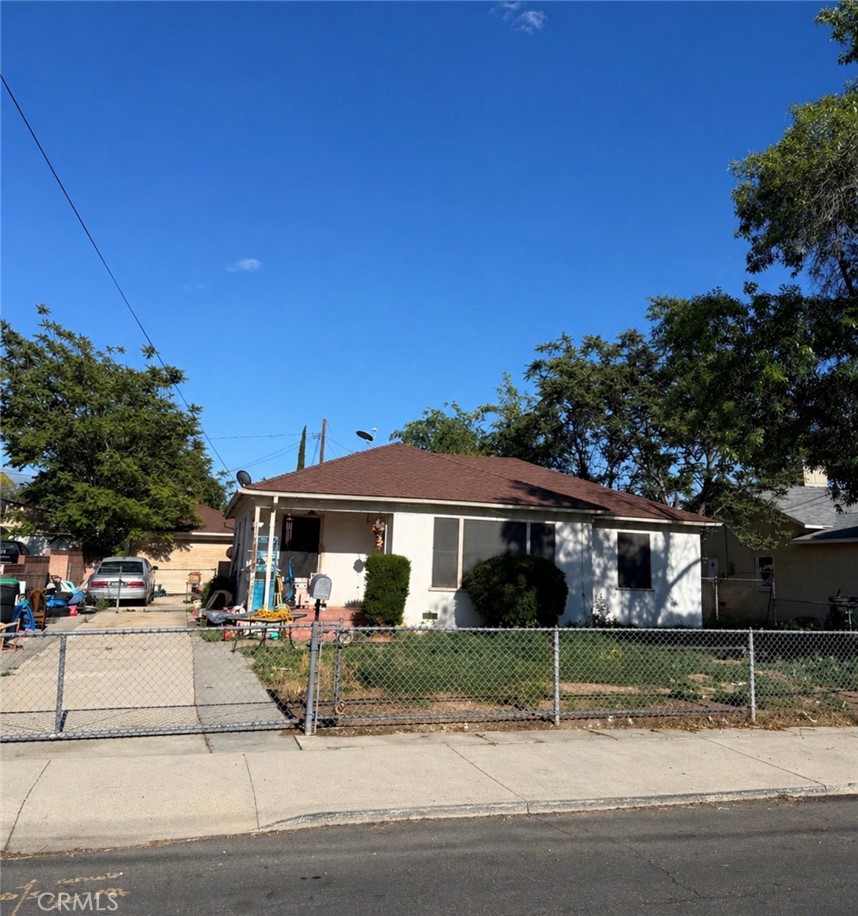 346 S Thompson Street Property Photo 1