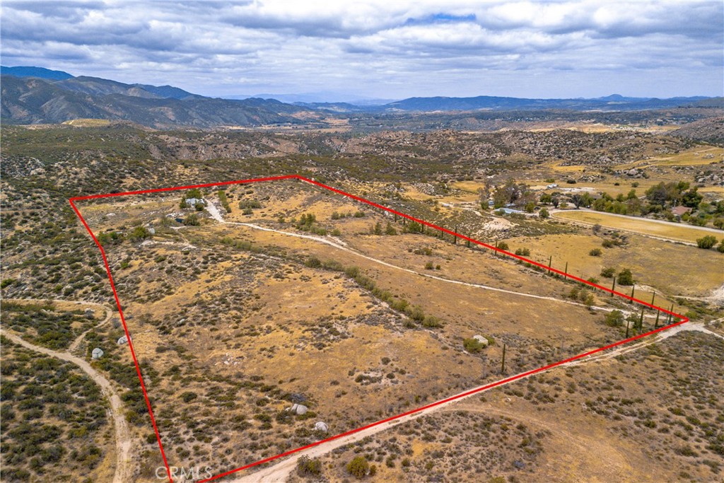 39360 Highway 79 Property Photo 16