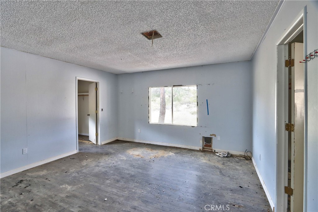 39360 Highway 79 Property Photo 38