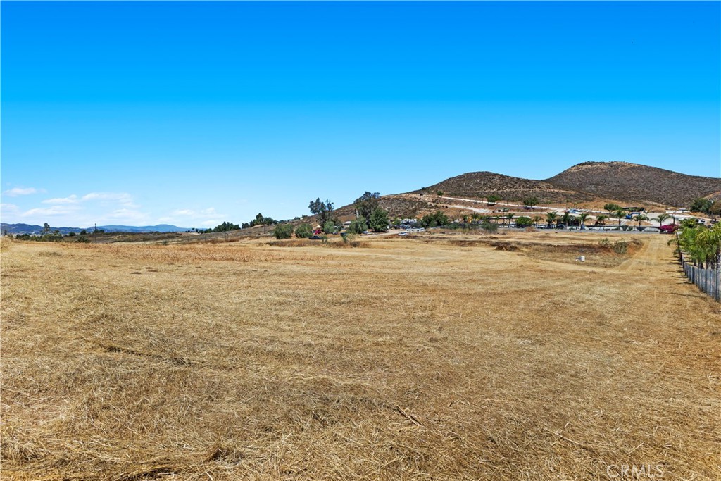 31750 Keller Road Property Photo 5