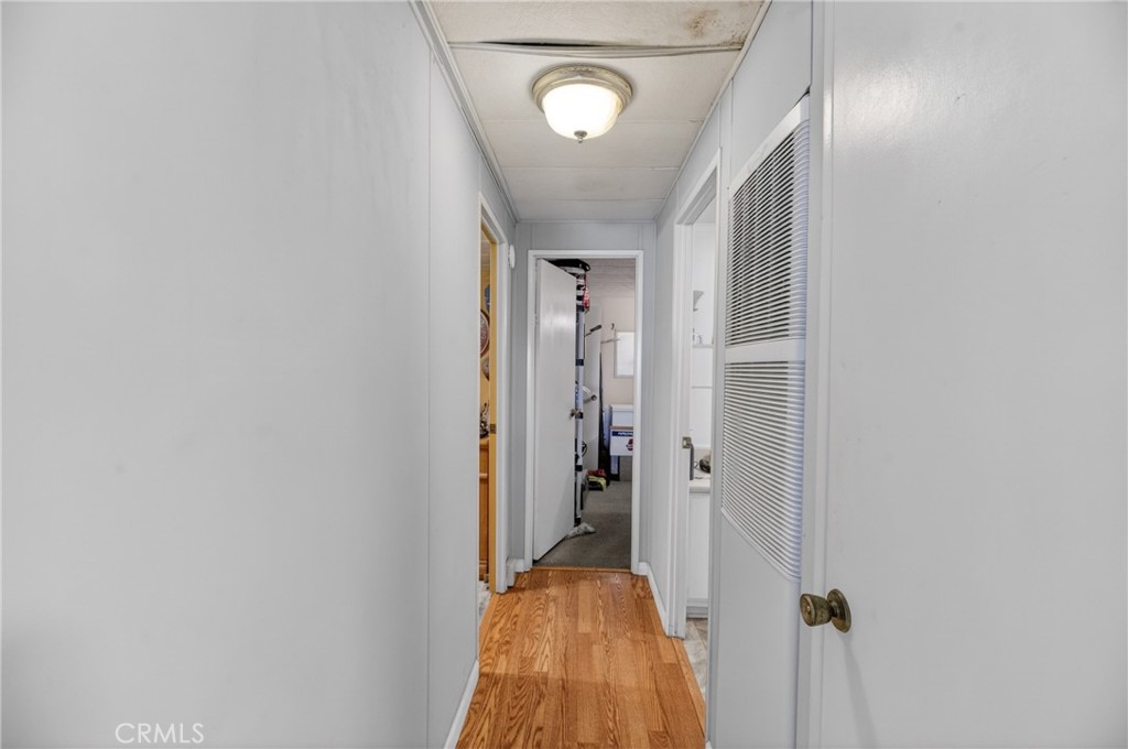 332 N Lyon 7 Property Photo 20