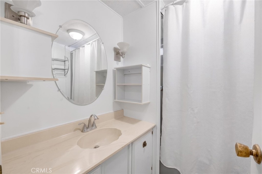 332 N Lyon 7 Property Photo 22