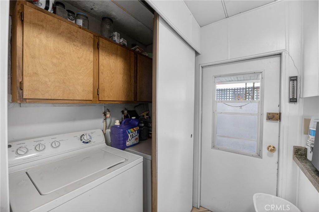 332 N Lyon 7 Property Photo 26