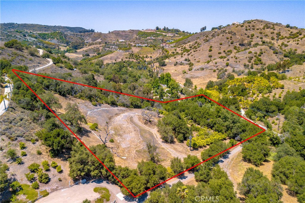 26055 Avenida Del Oro Property Photo 3
