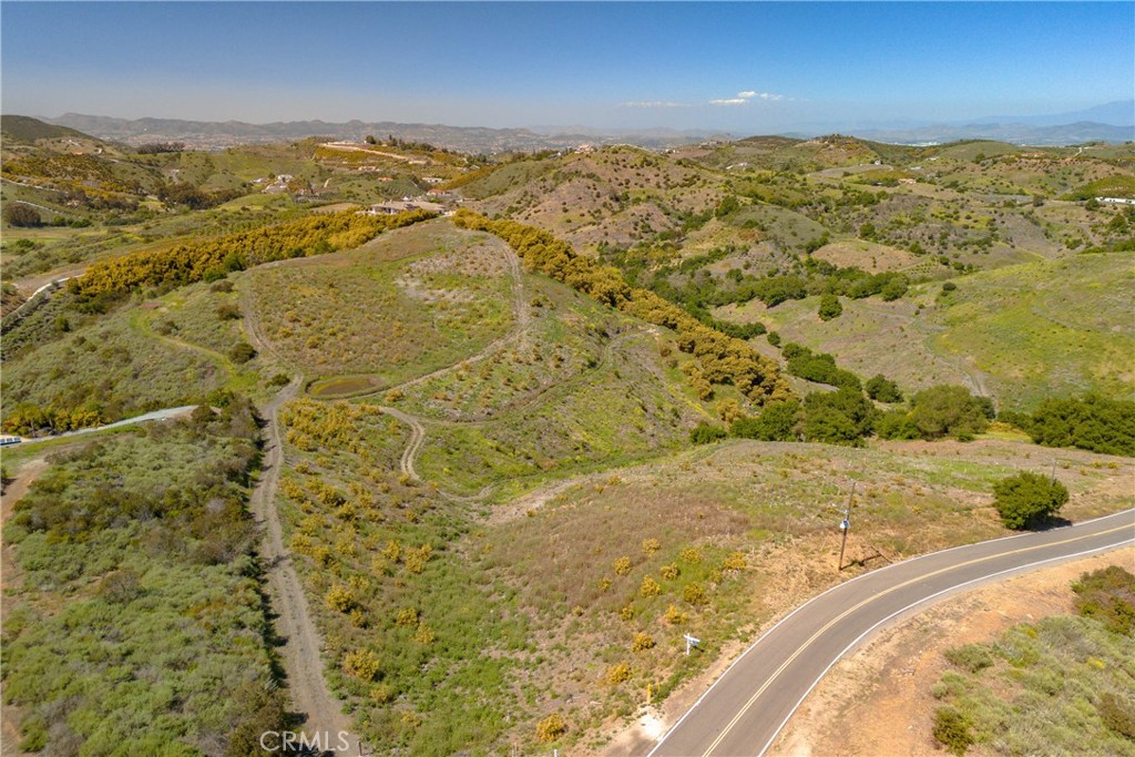 2 La Cruz Drive Property Photo 1