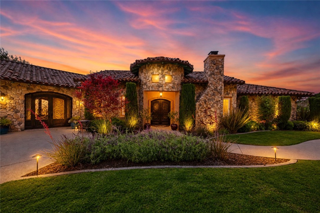 46480 Via Vaquero Property Photo 2