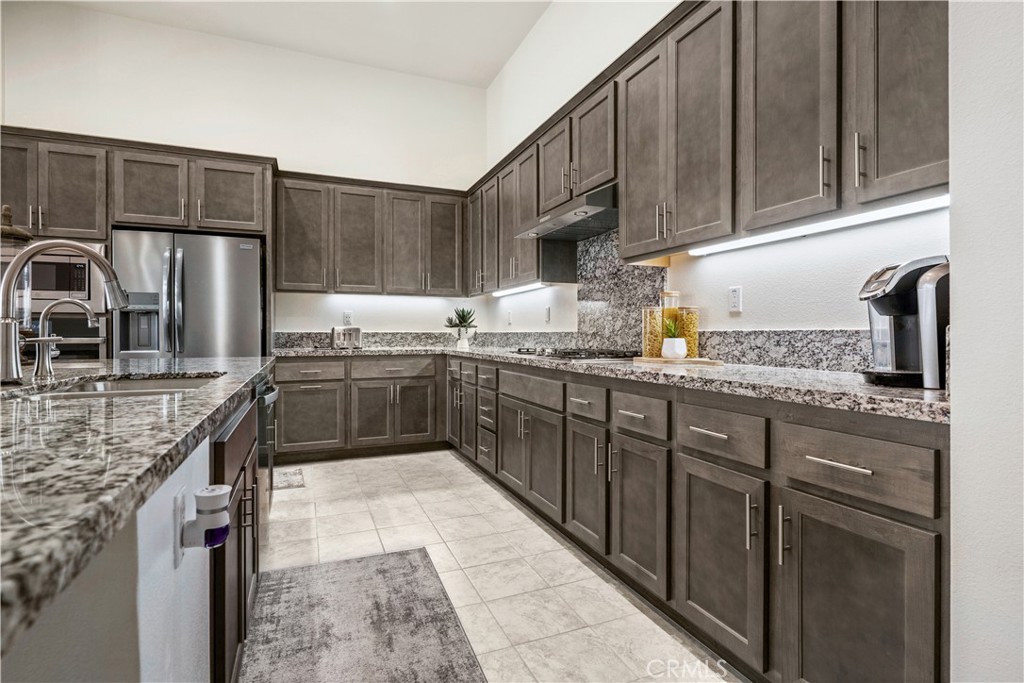 24741 Ganymede Property Photo 8