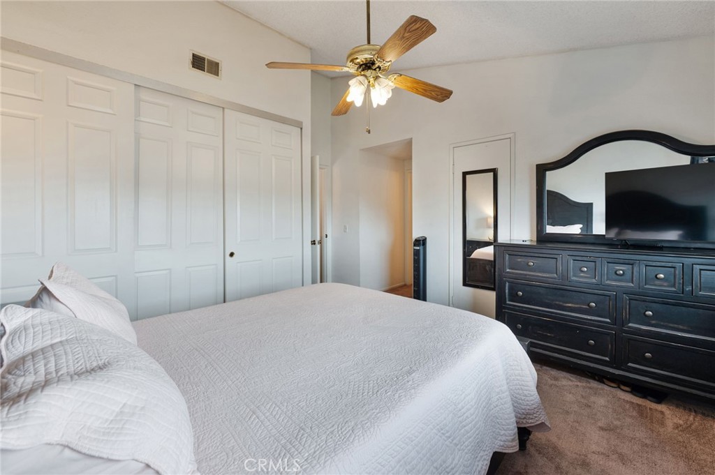 2389 S Reservoir Property Photo 18