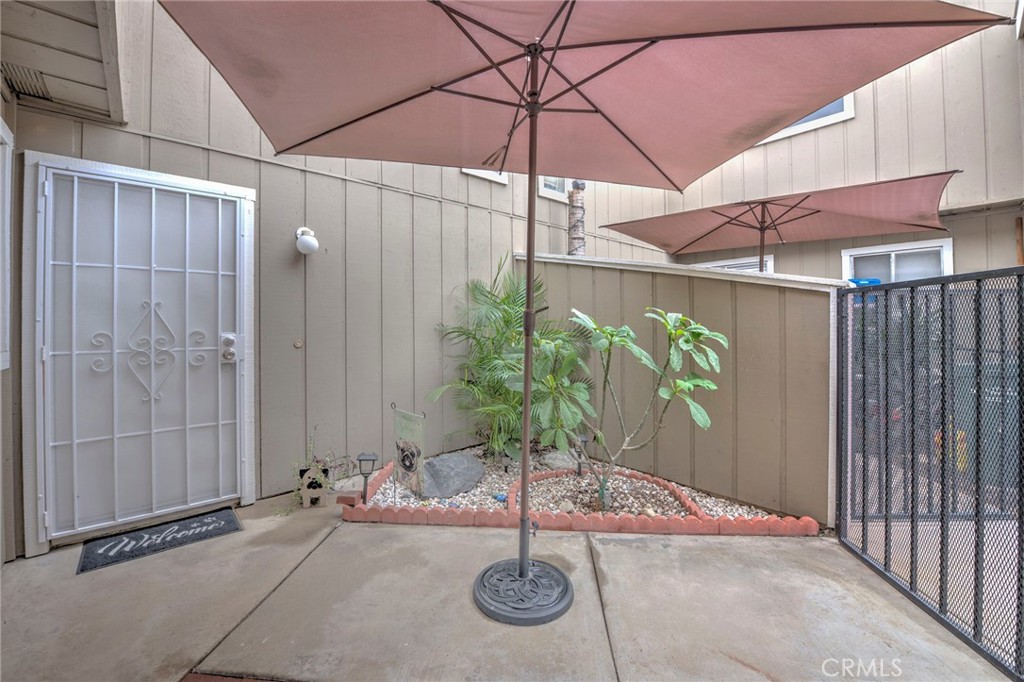 2389 S Reservoir Property Photo 29