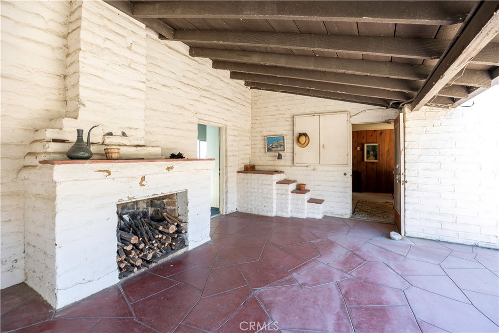 955 Park Avenue Property Photo 12
